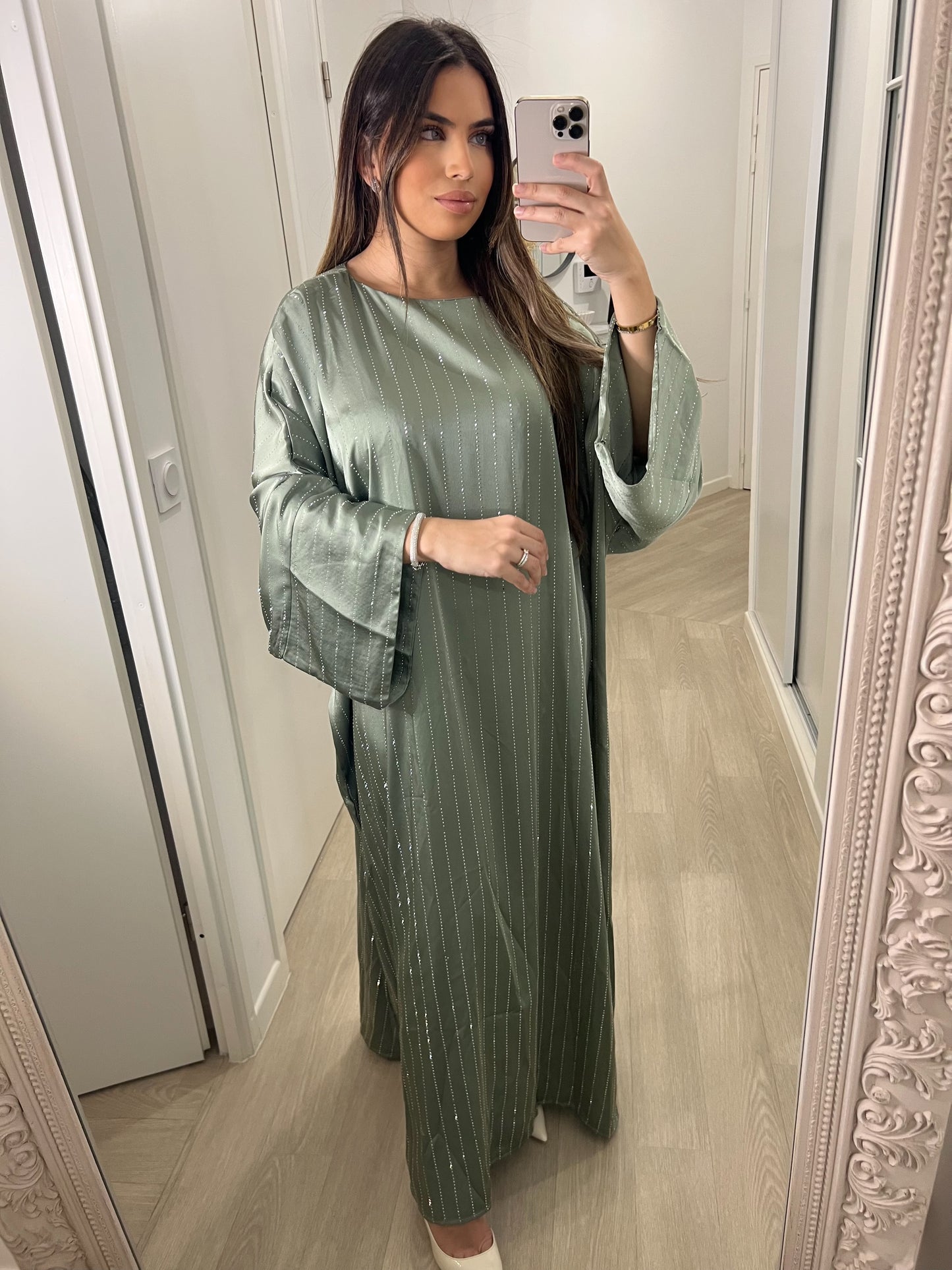 Robe olive