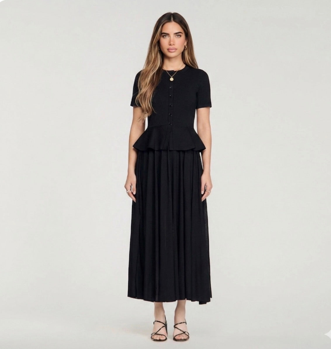 Robe longue en maille à basque